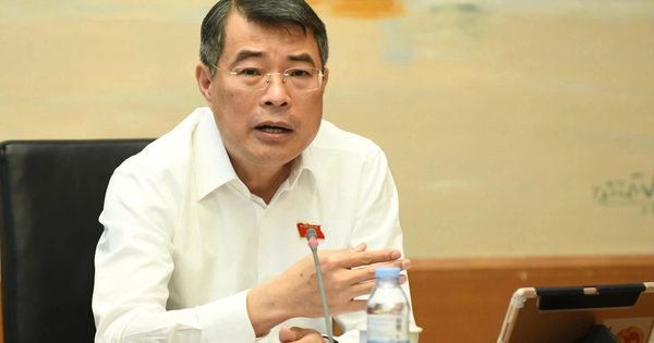 Quản chặt giá thuốc và thiết bị y tế