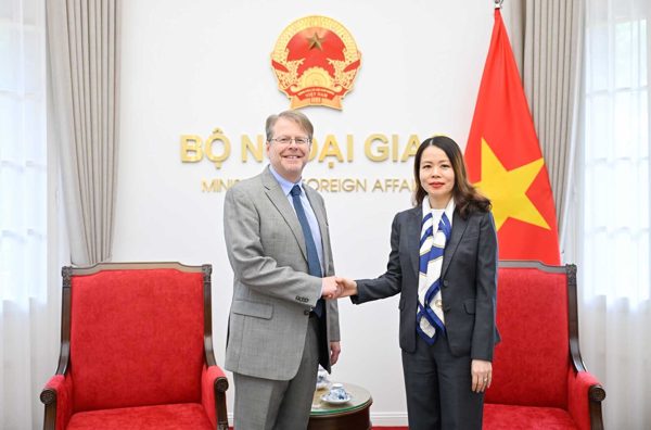 Quan chức Mỹ tin tưởng sớm hoàn tất đàm phán thương mại đối ứng với Việt Nam