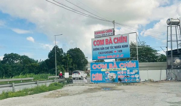 Quán cơm bị tố ‘chặt chém’ ở Quảng Ngãi: Lộ công trình xây dựng trái phép