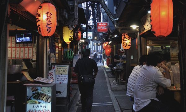 Quận du lịch nổi tiếng Tokyo sẽ cấm cho thuê nhà vì khách ý thức kém