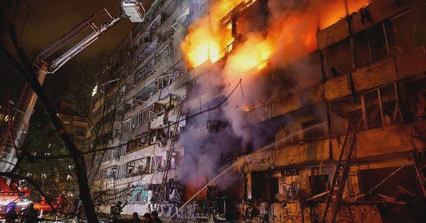 Quan hệ Mỹ - Ukraine lại sóng gió