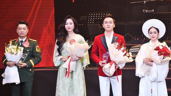 Quán quân Tiếng hát Hà Nội 2024 Đặng Ngọc Anh: Gửi tình yêu vào hai sản phẩm âm nhạc về Hà Nội
