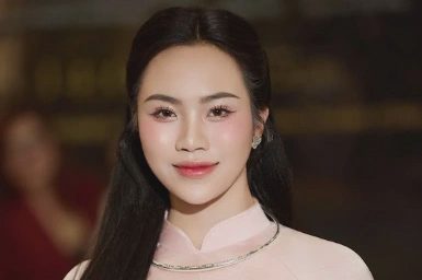 Quán quân Tiếng hát Hà Nội vay tiền cô giáo làm album về Hà Nội
