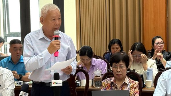 Quan tâm người yếu thế khi kiểm soát khí thải giao thông