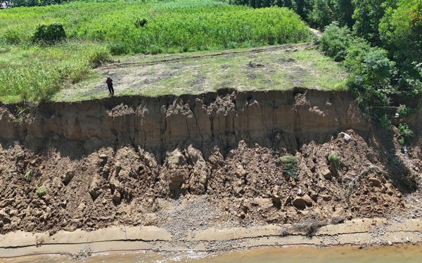 Quảng Ngãi chỉ đạo khẩn vụ sạt lở bờ sông Trà Khúc