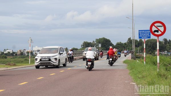 Quảng Ngãi: Chiều 18/10 sẽ đóng cầu Trà Khúc (cũ) để thi công dự án cầu Trà Khúc 1