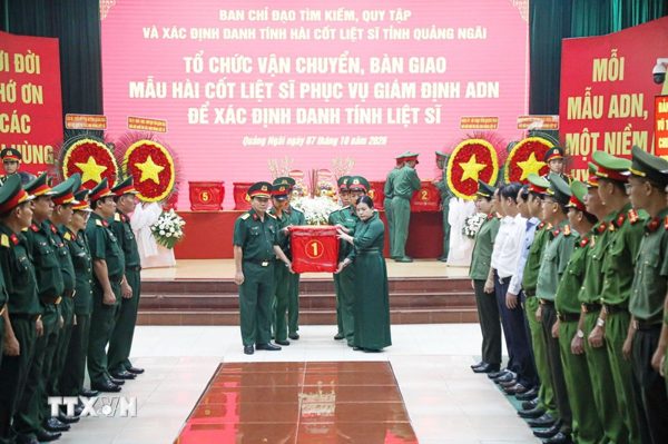 Quảng Ngãi hoàn thành bàn giao 4 đợt mẫu sinh phẩm hài cốt liệt sỹ