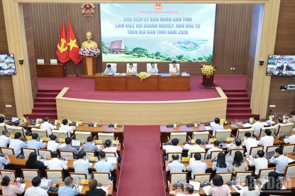 Quảng Ngãi yêu cầu chấn chỉnh kỷ luật, kỷ cương dự họp