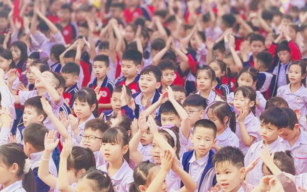 Quảng Ninh cấm sử dụng kinh phí của phụ huynh chi trả các hoạt động của nhà trường
