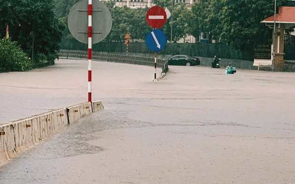 Quảng Ninh di dời dân, chủ động khắc phục các điểm sạt lở do mưa bão