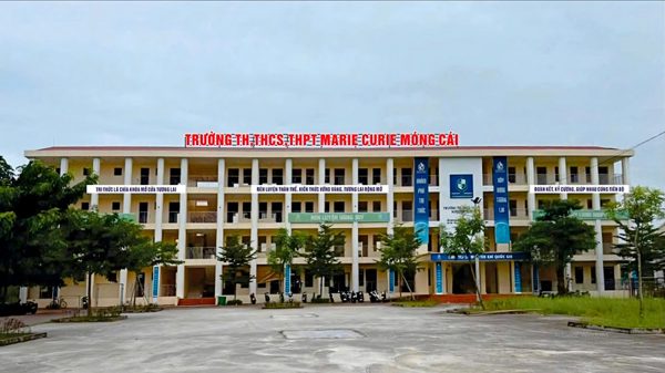 Quảng Ninh: UBND phường Móng Cái 2 yêu cầu nhà trường hoàn trả tiền cho phụ huynh