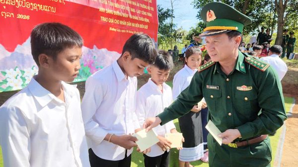 Quảng Trị: Chăm lo đời sống người dân hai bên biên giới Việt Nam-Lào