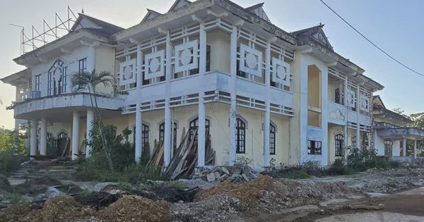 Quảng Trị: Phá dỡ nhà thiếu nhi cũ để xây dựng công viên công cộng
