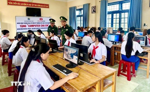 Quảng Trị thí điểm đưa tiếng Lào thành ngoại ngữ thứ hai từ năm học 2027-2028