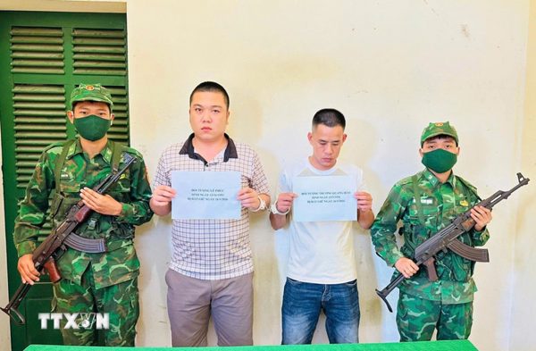 Quảng Trị: Triệt phá đường dây tổ chức cho người nước ngoài xuất, nhập cảnh trái phép