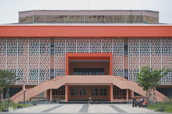 Quảng trường văn hóa thể thao TP Huế sau cải tạo