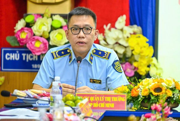 Quét mã QR ra nguồn gốc từng lon sữa: Xu hướng minh bạch thời công nghệ
