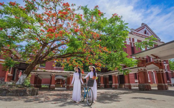 Quốc Học, ngôi trường đặc biệt của hiền tài nước Việt – Kỳ 2: Ngôi trường hiện đại với tầm nhìn trăm năm