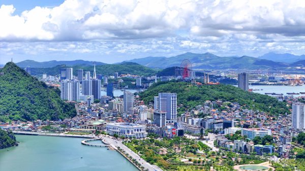 Quốc hội đồng ý thành lập hai thành phố Quảng Ninh và Bắc Ninh