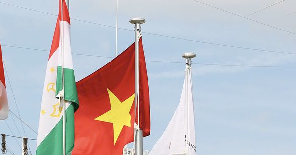 Quốc kỳ Việt Nam tung bay ở ASIAD 20, xúc động khoảnh khắc thiêng liêng tại lễ thượng cờ
