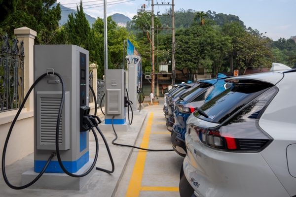 Quy chuẩn mới: Trạm sạc xe điện phải có khả năng dùng chung