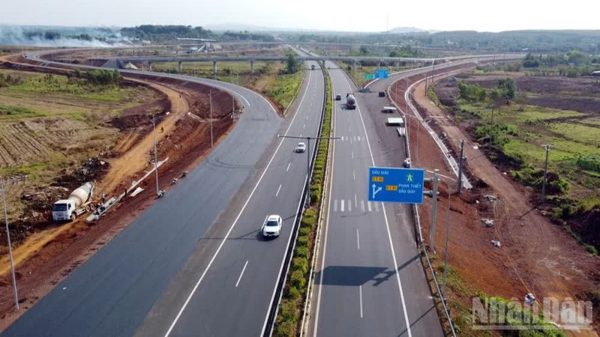 Quy định tốc độ trên cao tốc Phan Thiết - Dầu Giây: Tối đa 120km/giờ