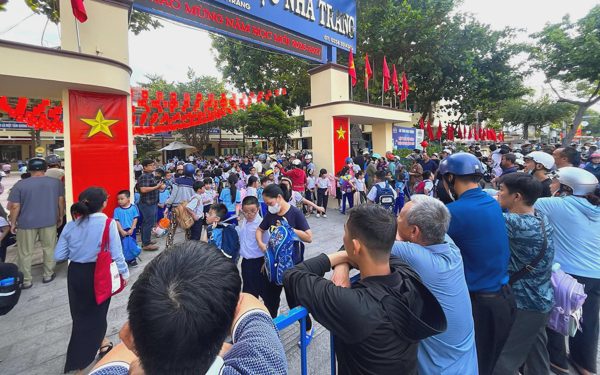 Quy mô lớn, học sinh đông, trường học ở Khánh Hòa đặt tên lớp ra sao cho dễ nhớ, dễ quản lý?