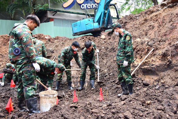 Quy tập thêm 5 hài cốt liệt sĩ tại Công viên Lê Thị Riêng