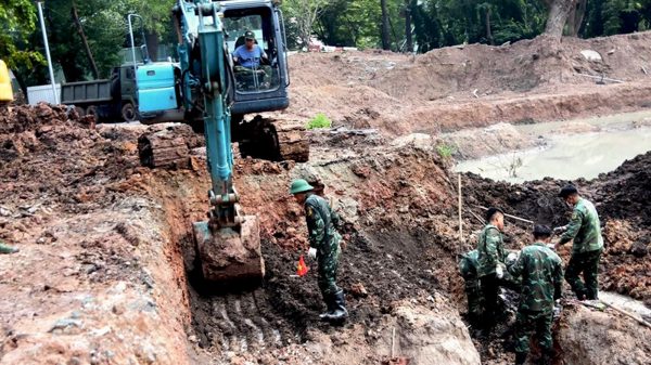 Quy tập thêm 8 hài cốt tại Công viên Lê Thị Riêng