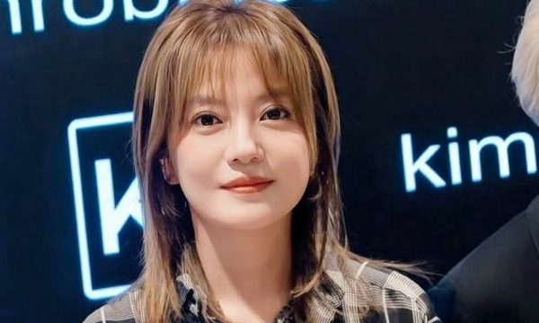 Quyết định gây bất ngờ của Triệu Vy