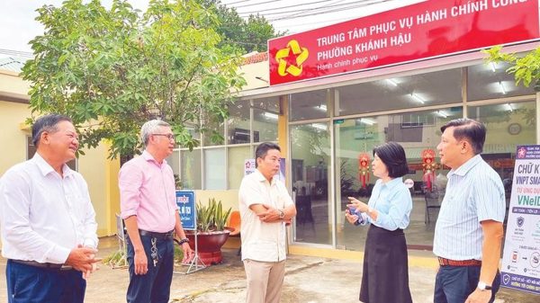 Quyết tâm xử lý 'điểm nghẽn' chuyển đổi số