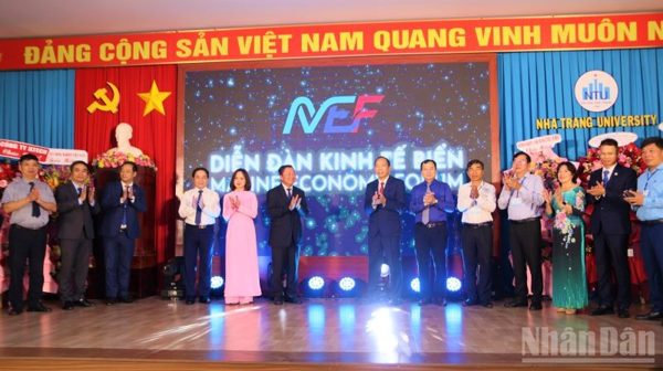 Ra mắt Diễn đàn Kinh tế biển, thúc đẩy phát triển bền vững