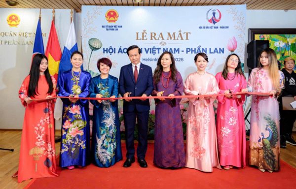 Ra mắt Hội Áo dài Việt Nam tại Phần Lan: Lan tỏa bản sắc Việt