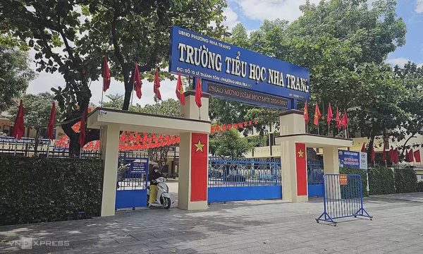Rà soát 114 'siêu trường' có hơn 100 lớp sau sáp nhập