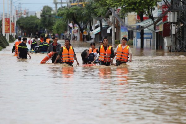 Rà soát, tránh trường hợp có ca nô nhưng khi bão, lũ lại… không chạy được