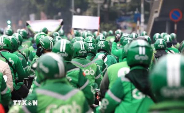 Rà soát, xác minh phản ánh liên quan đến chính sách giá, phí của Grab