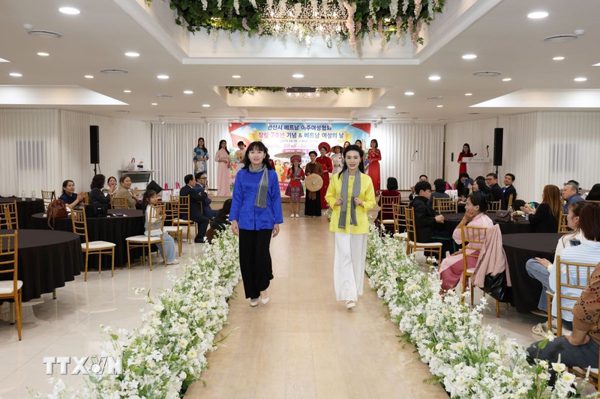Rạng rỡ sắc màu văn hóa Việt Nam tại Ansan, Hàn Quốc