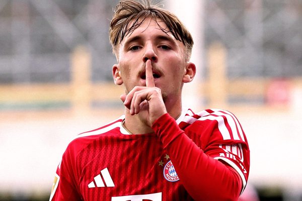 Real Madrid ‘đánh cắp’ viên ngọc Lennart Karl của Bayern Munich