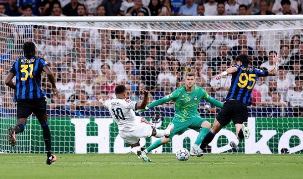 Real Madrid thắng Inter Milan trong ngày tái ngộ của Jose Mourinho