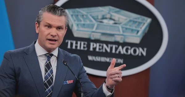 Rộ tin Bộ trưởng Hegseth thường phớt lờ cảnh báo về Iran, Lầu Năm Góc nói gì?