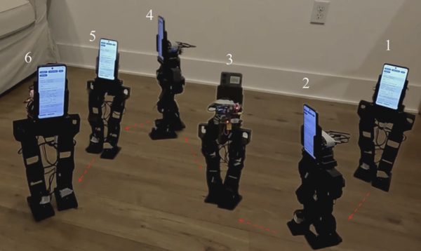 Robot hình người dùng smartphone giá rẻ làm 'bộ não'