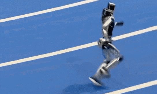 Robot hình người Unitree ngã 'tóe lửa' khi tập chạy