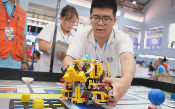 Robotacon WRO 2026 tranh tài thi robot trên đất Gia Lai