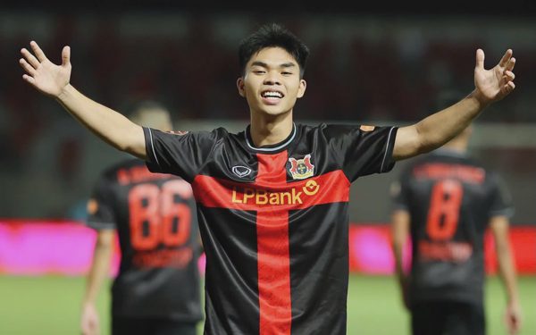 Rời U20 Việt Nam, Nguyễn Lê Phát lập tức ghi bàn ở V-League