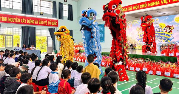 Rộn ràng hội thi lồng đèn thắp sáng ước mơ thiếu nhi tỉnh Lâm Đồng