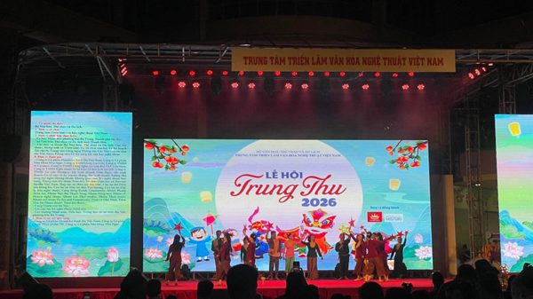 Rộn ràng khai mạc Lễ hội Trung thu 2026