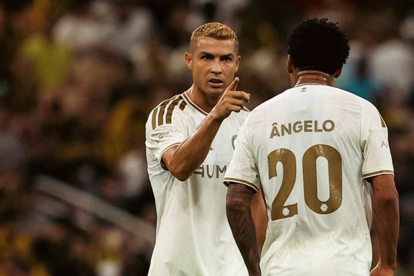 Ronaldo bất lực, Al Nassr thua đau Al Ittihad
