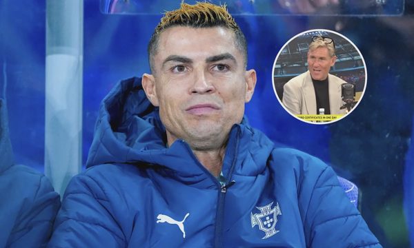 Ronaldo chế giễu bình luận viên Anh vì tiêm Botox