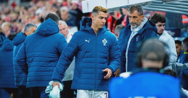 Ronaldo chính thức bị cấm thi đấu vì tự ý từ bỏ đội tuyển Bồ Đào Nha