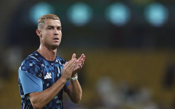 Ronaldo đòi cấm vĩnh viễn CĐV xúc phạm Diogo Jota